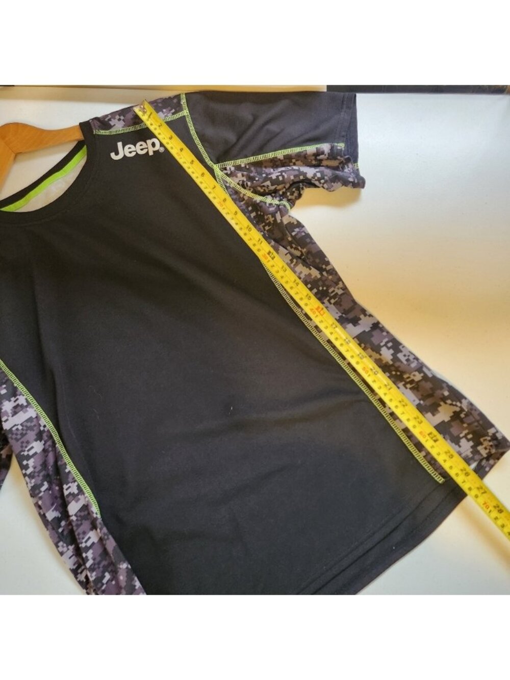 Jeep Black Digital Camo Choko Athletics Body Shield Mens XL T-Shirt - Picture 8 of 9